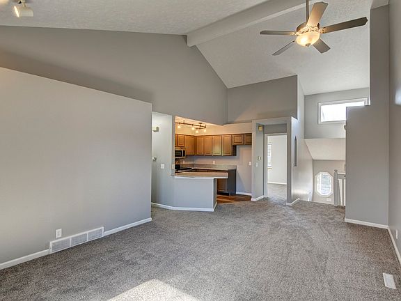 4th image of 3418 Comstock Ave