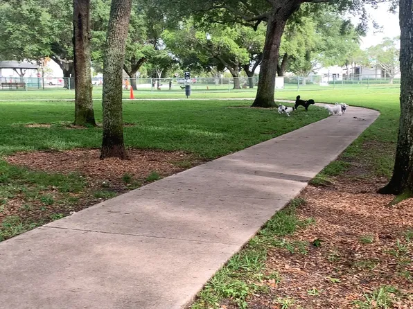 950 Egret Cir, Delray Beach, FL