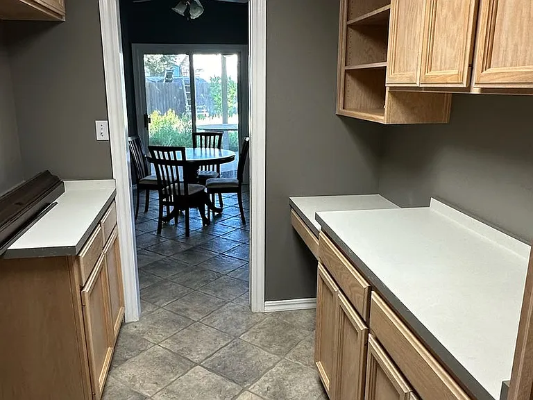 511 Lone Oak Ct — Photo 25
