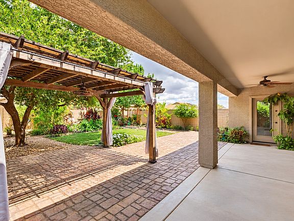 2nd image of 1628 W Fruit Tree Ct