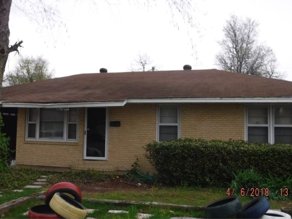 1st image of 318 Scott St