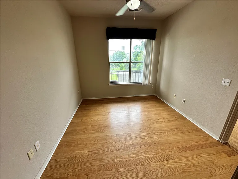 1441 East St #315 — Photo 16