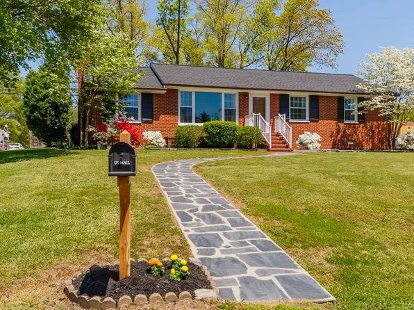 9328 Overhill Rd, Henrico, VA 23229