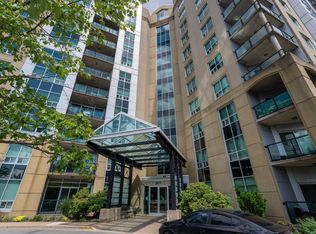 2677 Gladstone St #1206, Halifax, NS B3K0A3