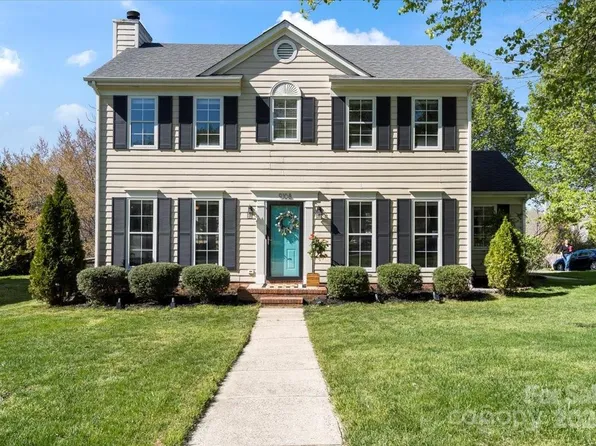 9108 Clifton Meadow Dr, Matthews, NC 28105