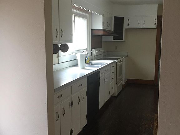 4th image of 3211 Dodson Ave
