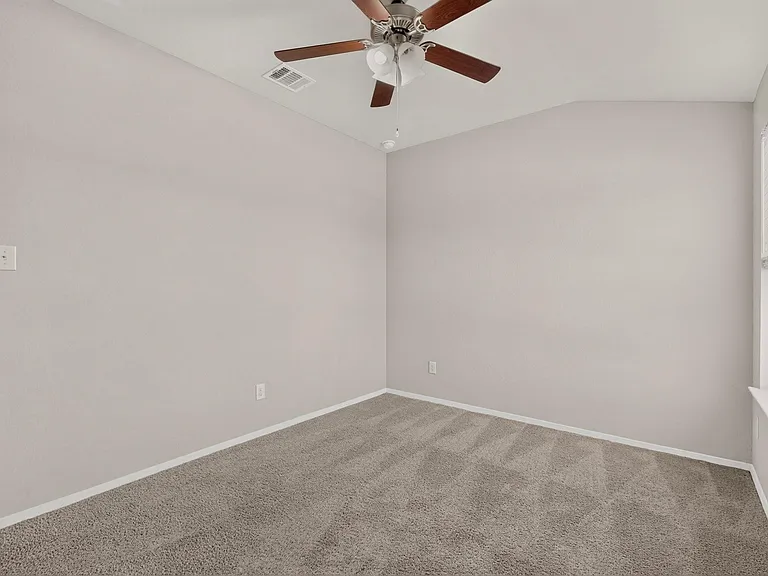 3704 Allegiance Ave — Photo 25