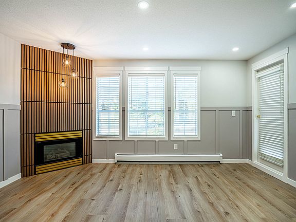 3rd image of 1450 Merklin St #211