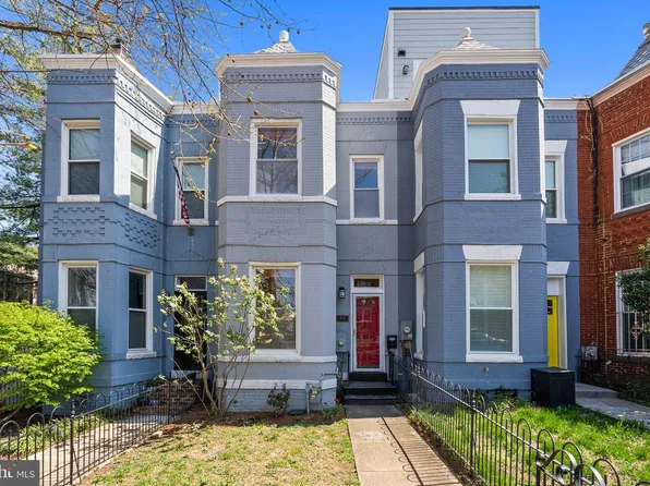 633 12th St NE, Washington, DC 20002