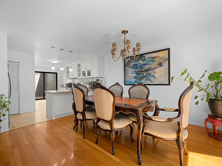 110 Estate Dr — Photo 6