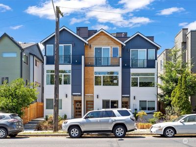 5913 B California Avenue SW, Seattle, WA, 98136