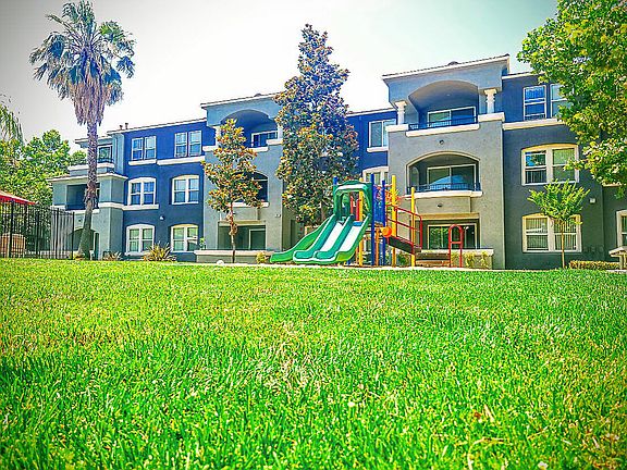 4th image of 3351 Duckhorn Dr #722