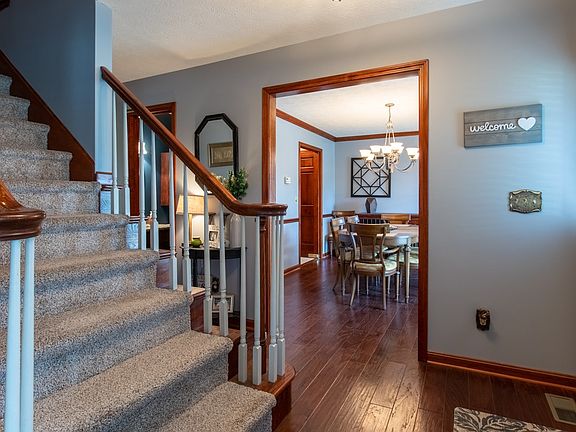 3rd image of 4205 Cromwell Dr