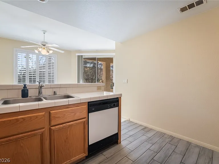 5155 W Tropicana Ave #1095 — Photo 15