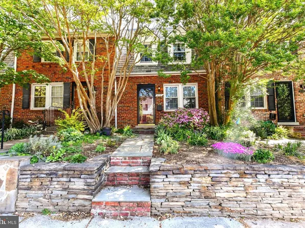 2117 N Brandywine St, Arlington, VA 22207