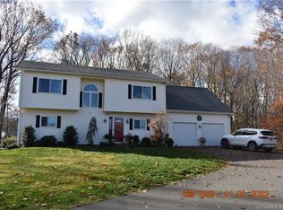 11 Luke St, Prospect, CT 06712