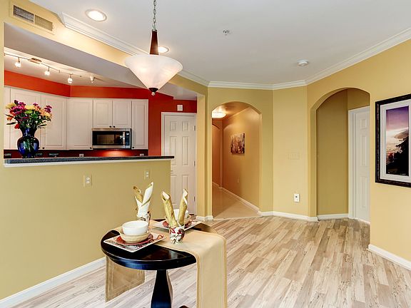 3rd image of 5120 Donovan Dr APT 203