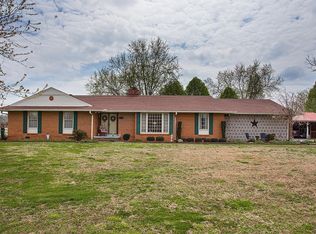 121 Burke Ln, Portland, TN 37148
