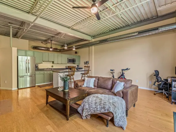 234 East Reservoir AVENUE #312, Milwaukee, WI 53212