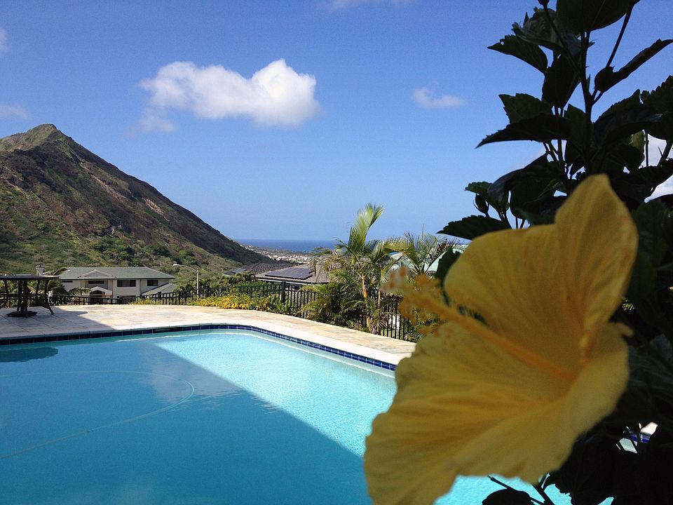 2nd image of 1038 Hanohano Way