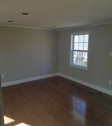 2nd image of 348 White Sands Dr