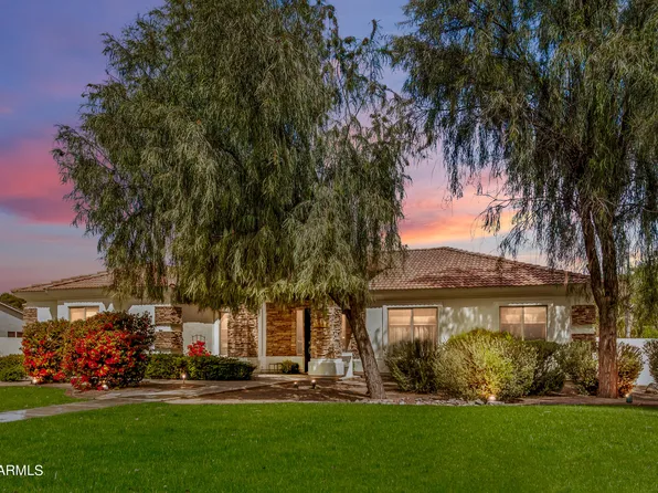 2584 E VIA DE PALMAS --, Gilbert, AZ 85298