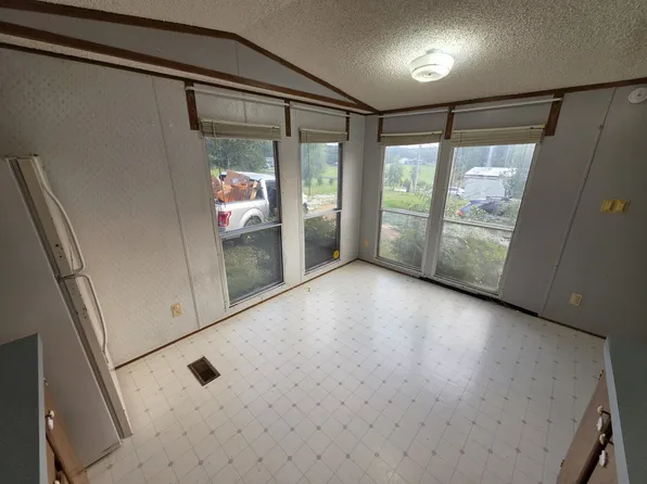 121 Joleon Ct, Liberty, SC 29657