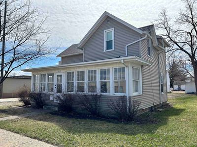 1014 Central Ave, Estherville, IA, 51334