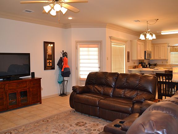 4th image of 102 Cherry Bark Ln