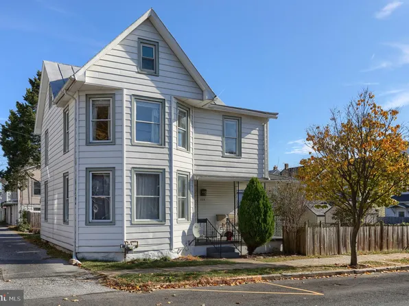 224 S 5th St, Lemoyne, PA 17043