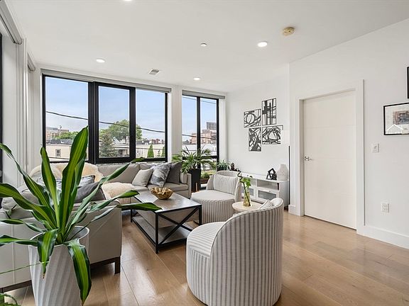 3rd image of 30 Penniman Rd #201