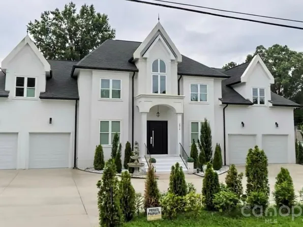 2916 Margaret Wallace Rd, Matthews, NC 28105