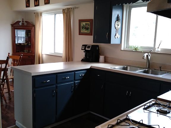 5th image of 2118 Briar Ln