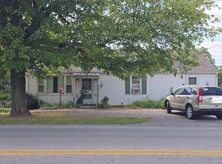 2049 Grandview Rd, Hanover, PA 17331