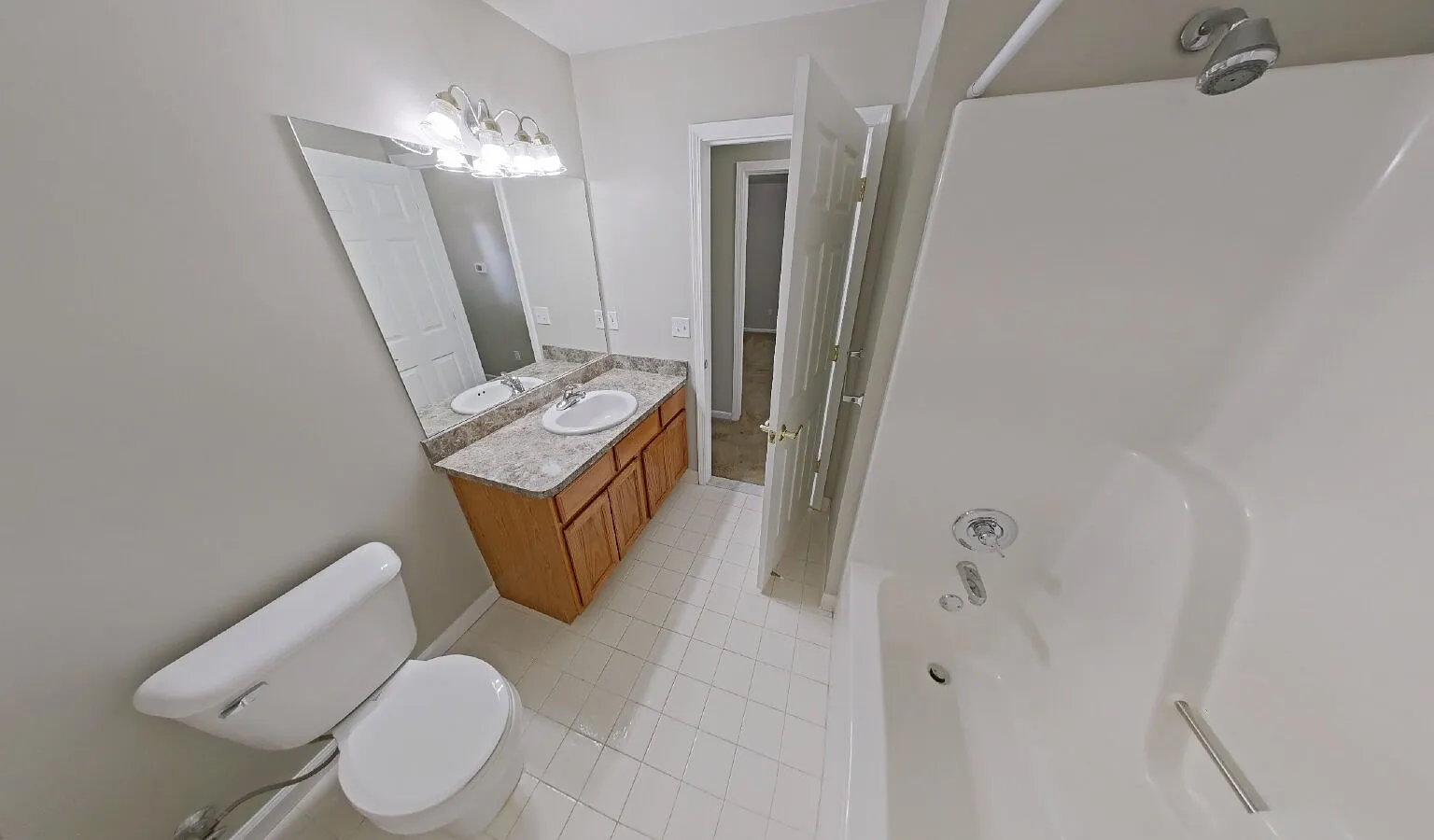 2 bed, 2.0 bath, 1113 sqft, $1,400 — Photo 3