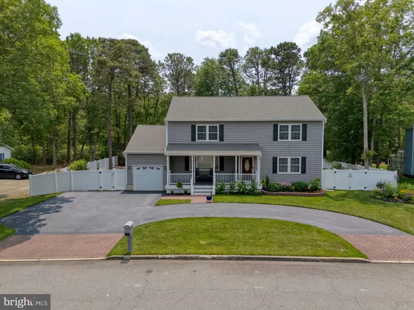 727 Oxford Rd, Lanoka Harbor, NJ 08734