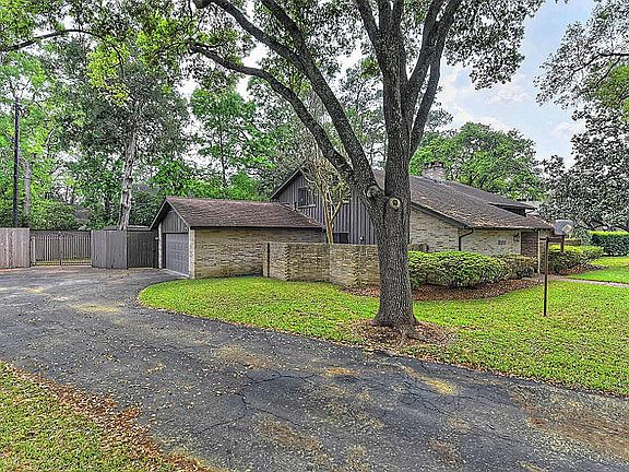 4th image of 11011 Huntwyck Dr