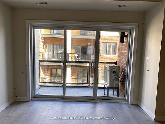 5th image of 25 Isherwood Ave W #92