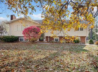 46 Woodlawn Dr, Mitchell, IN 47446