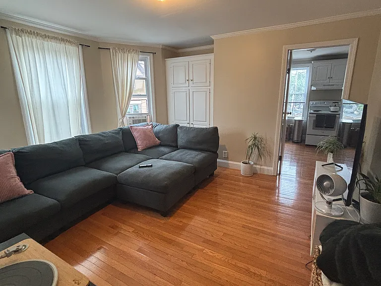 438 Washington St #2 — Photo 8