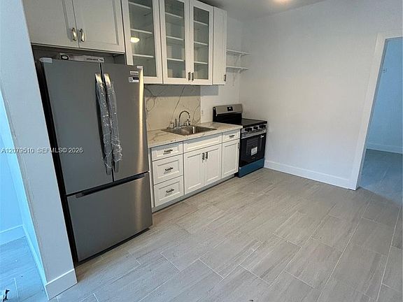 3rd image of 1154 NW 34th Ave #1