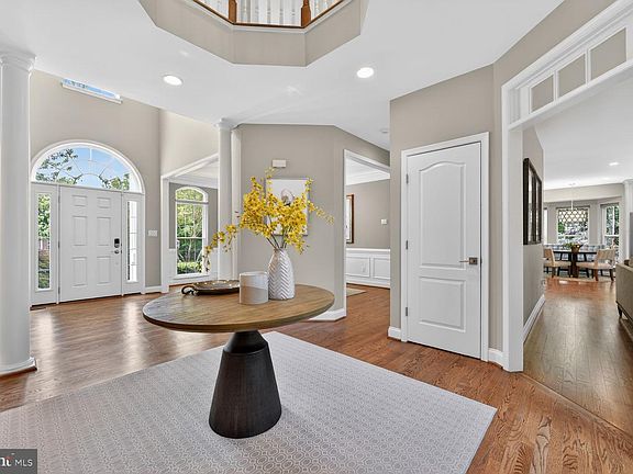 4th image of 2795 Middleton Farm Ct