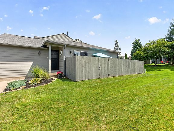 3rd image of 4036 Blendon Way Dr #70E