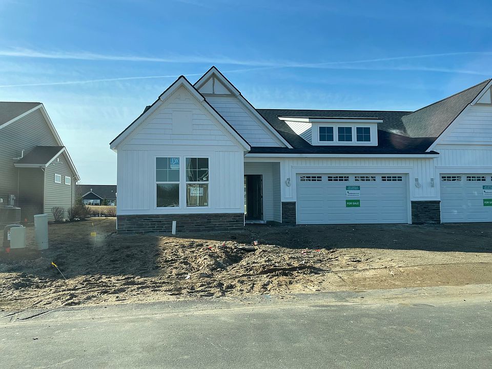 1st image of 2932 Isle Grand Dr