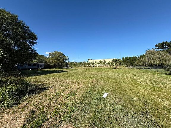 2nd image of 3704 Arnold Road