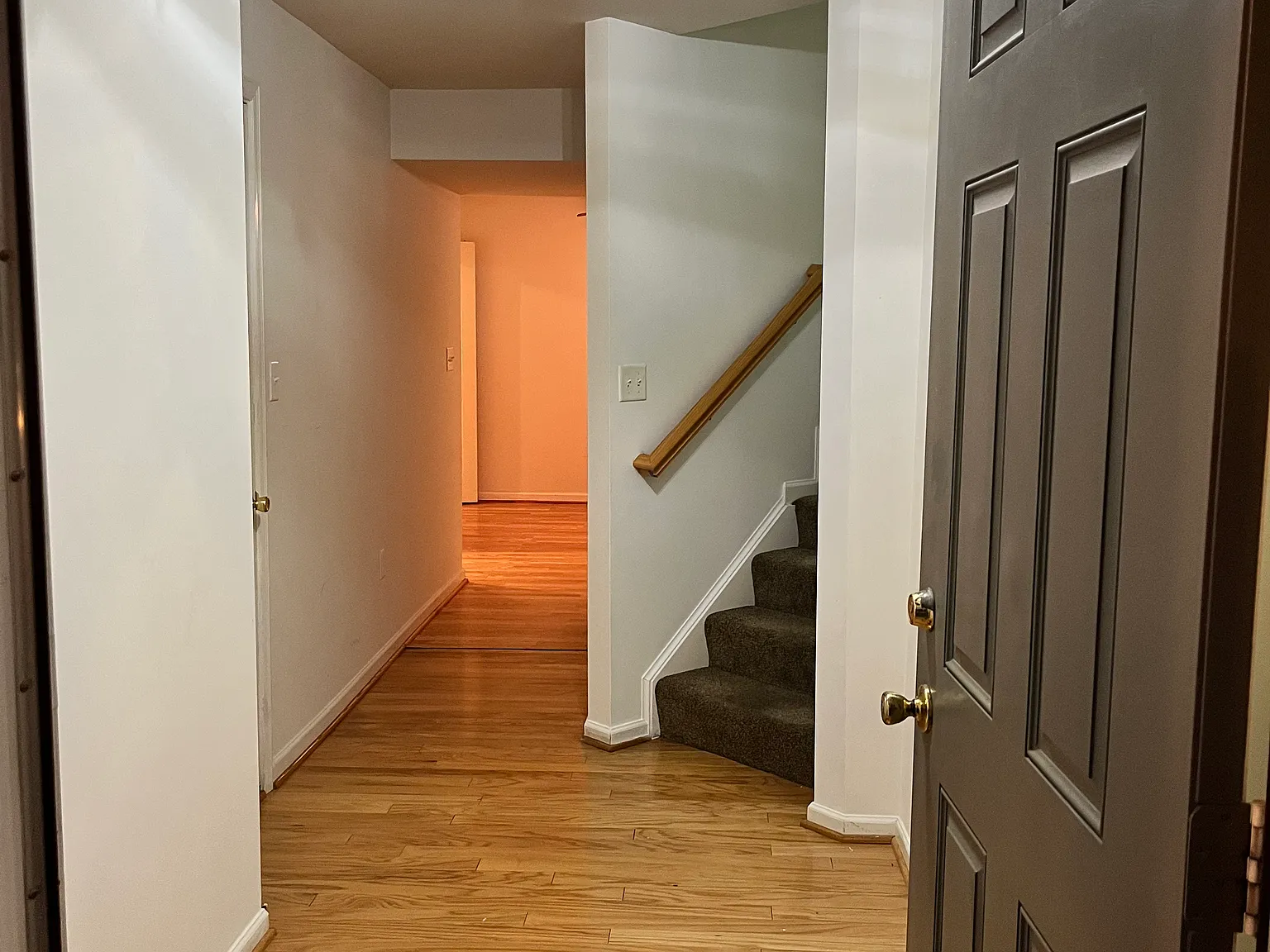 3 bed, 3.5 bath, 1700 sqft, $1,700 — Photo 2