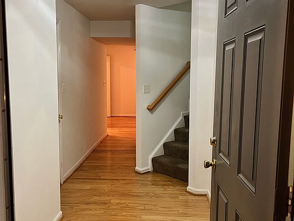 2nd image of 86 Brandenburg Dr