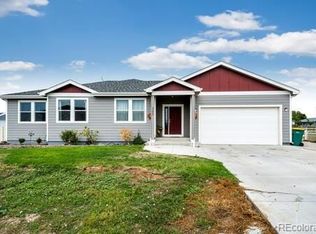 345 Foxtail Dr, Hudson, CO 80642