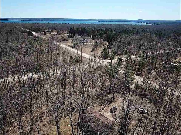 6010 E Numbers Rd, Cheboygan, MI 49721