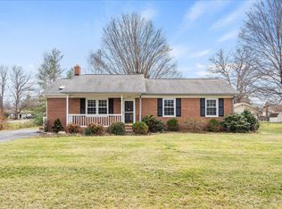 403 18th St, Grottoes, VA 24441
